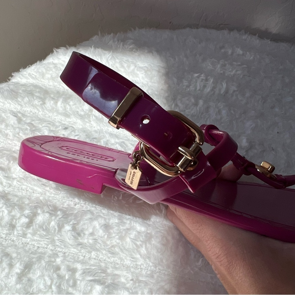 Coach Pier Fuchsia Jelly Sandals - Picture 6 of 9